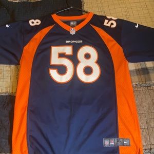 Boys Denver Broncos football shirt